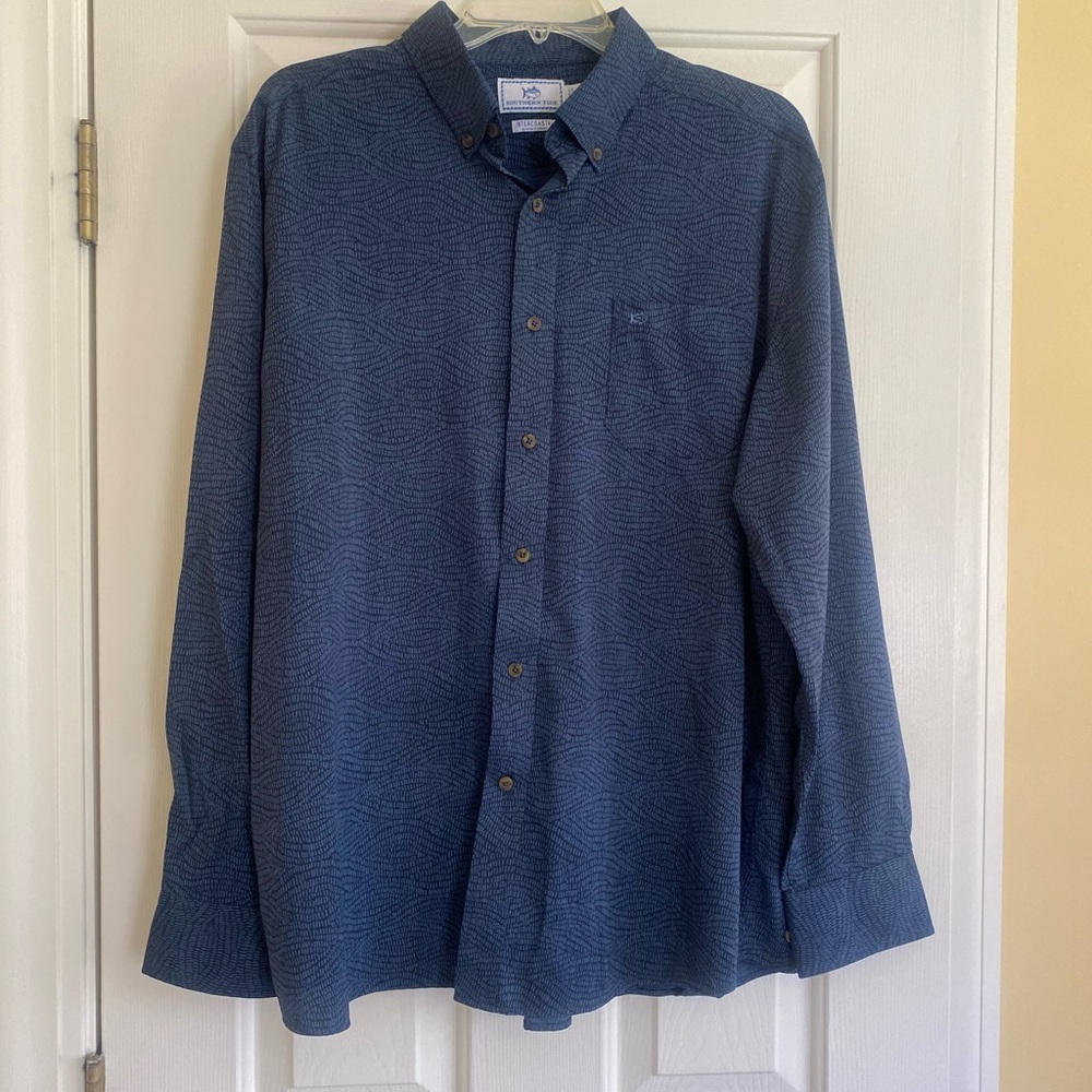 Southern Tide Intercoastal, navy button down long-sleeve, UPF, lightwt size L